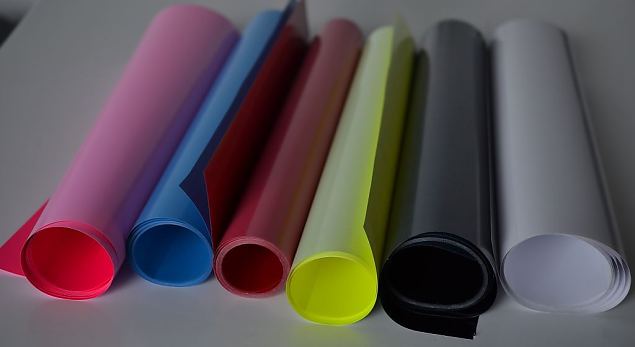 Loovusnurk: 3D-printerid, kilel�ikur ja termopress, m�rgipress